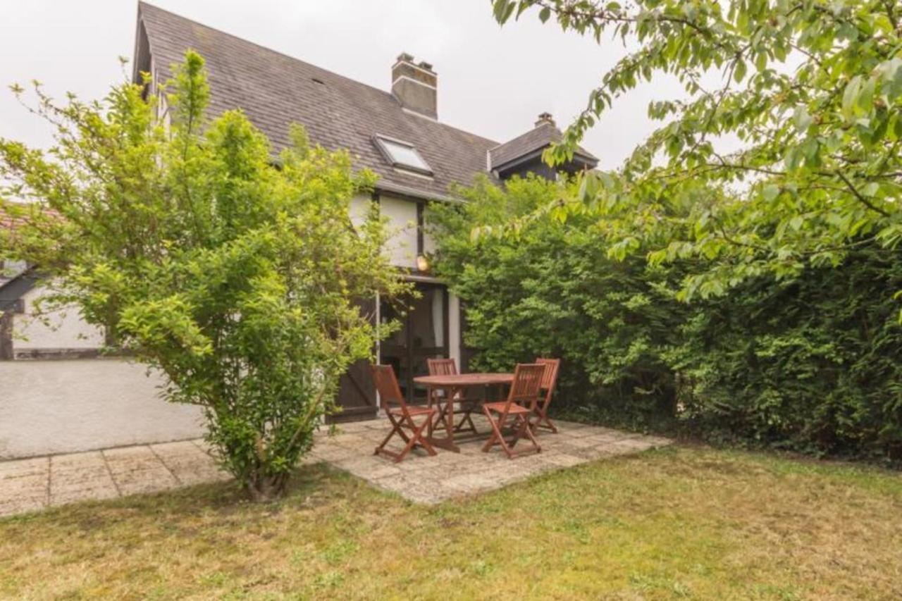 Nice House In A Residence With Swimming Pool Cabourg Luaran gambar